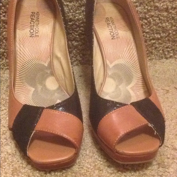 Kenneth Cole Reaction 🤔Leather - Picture 4 of 8